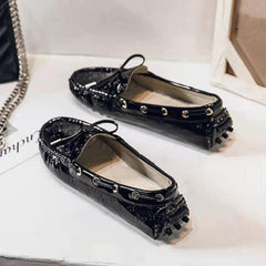 Patent Leather Round Head Bright Comfy Women's Loafer