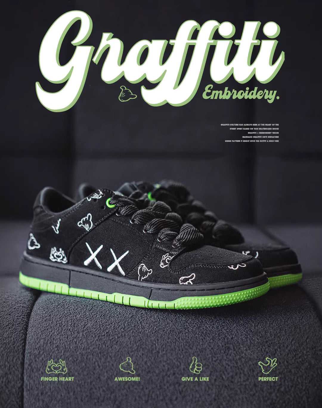 Embroidered Graffiti Contrasting Color Sports Men's Casual Shoes