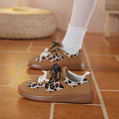 Star Leopard Casual Sneaker