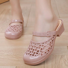 Coarse-Cuffed Durable Slip-On Sandals