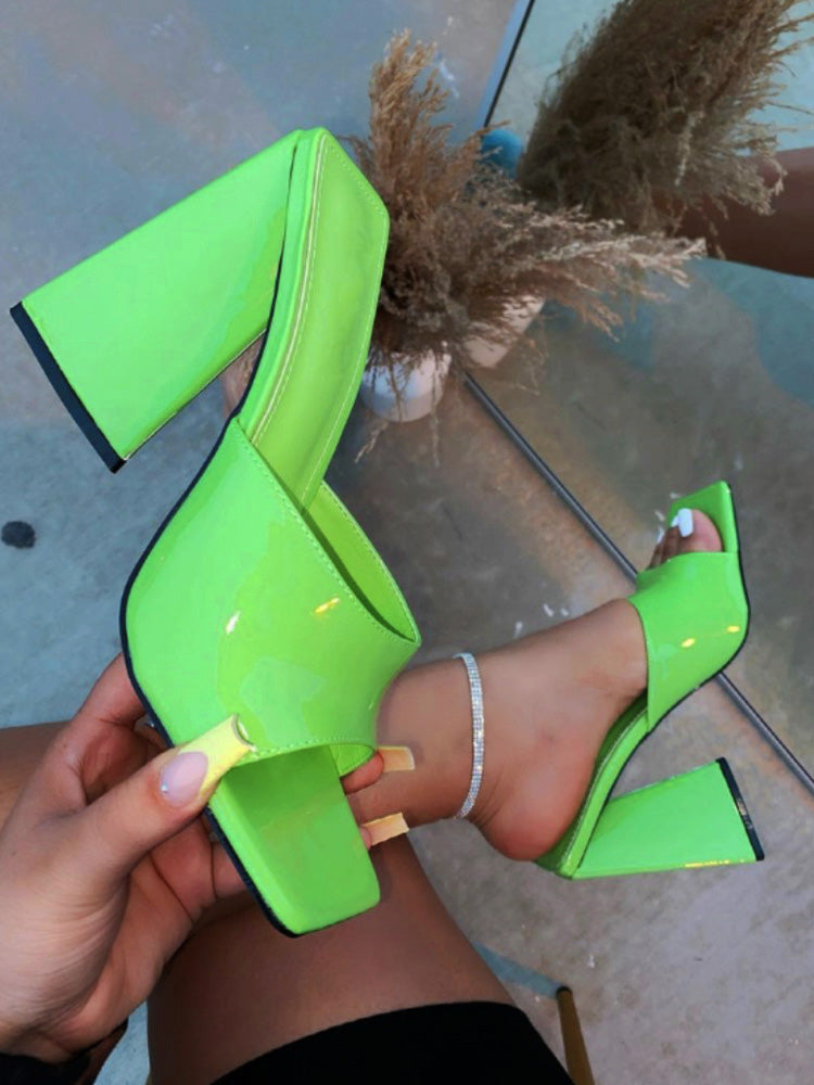 Square-toe Triangle Heel Sandals