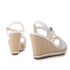 Diamond Crossover strap Sandals